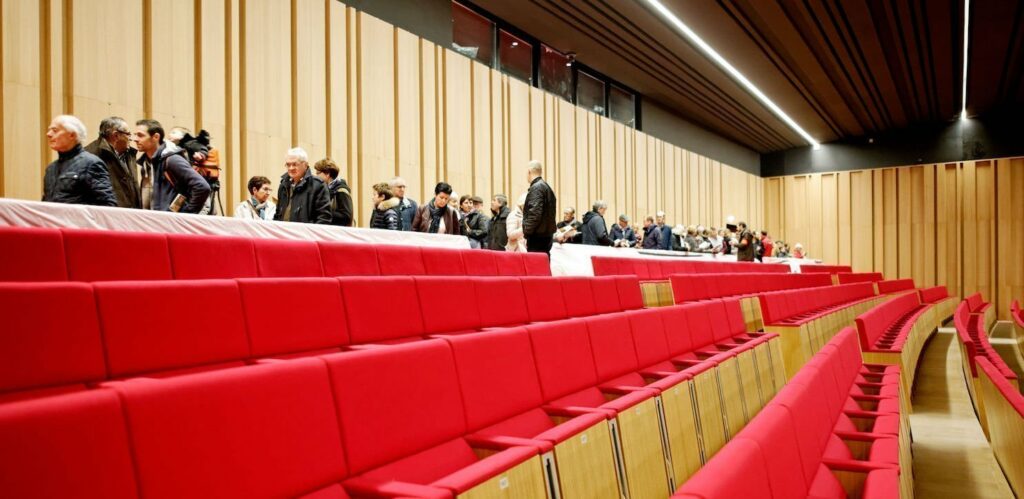 L'auditorium du centre des congrès de Rennes lors des portes ouvertes