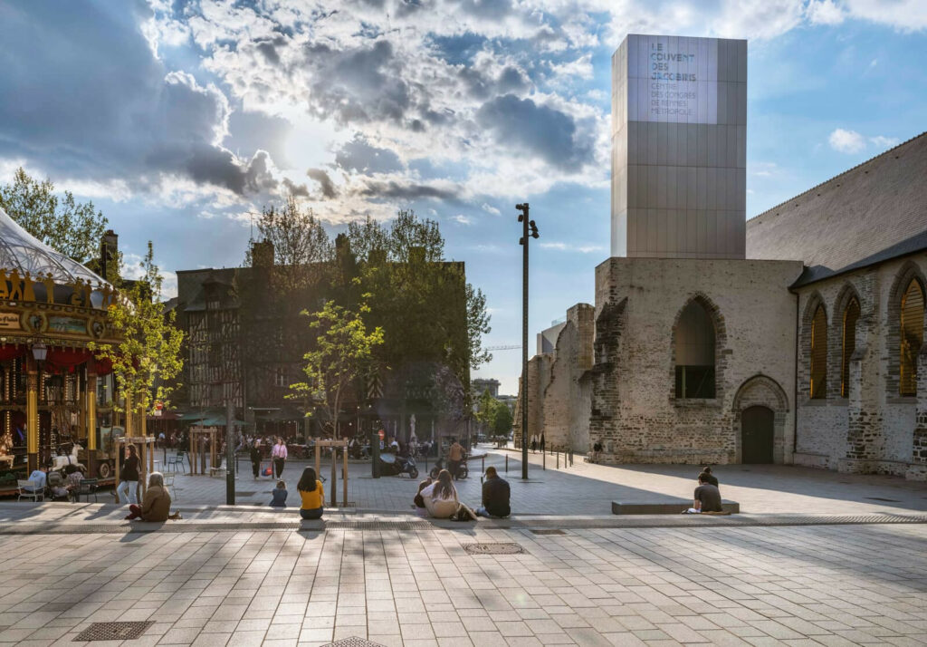 Couvent des Jacobins Place Sainte-Anne