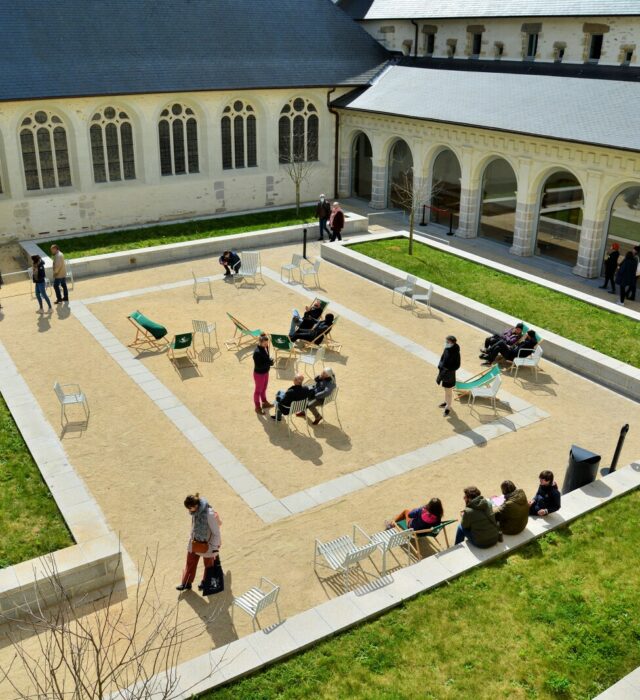 Jardin du cloître Couvent des Jacobins Rennes