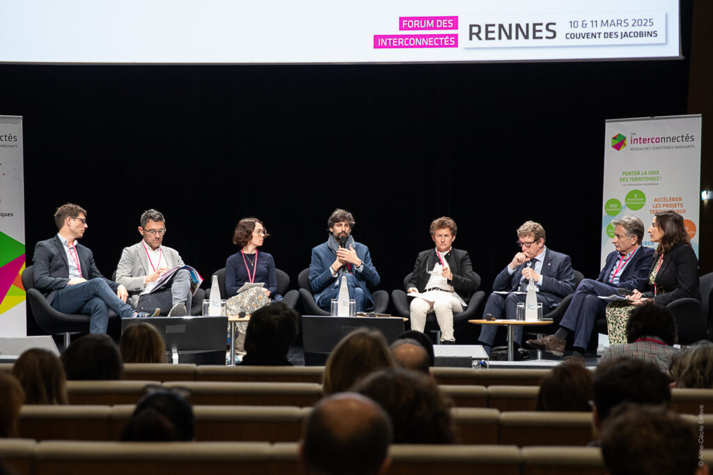 Les Interconnectés